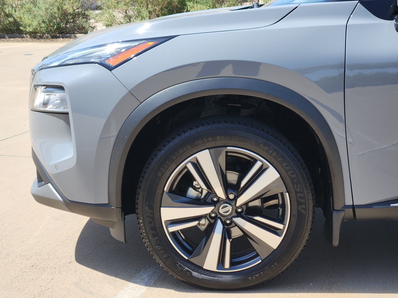 Used 2021 Boulder Gray Pearl Nissan SL image 5
