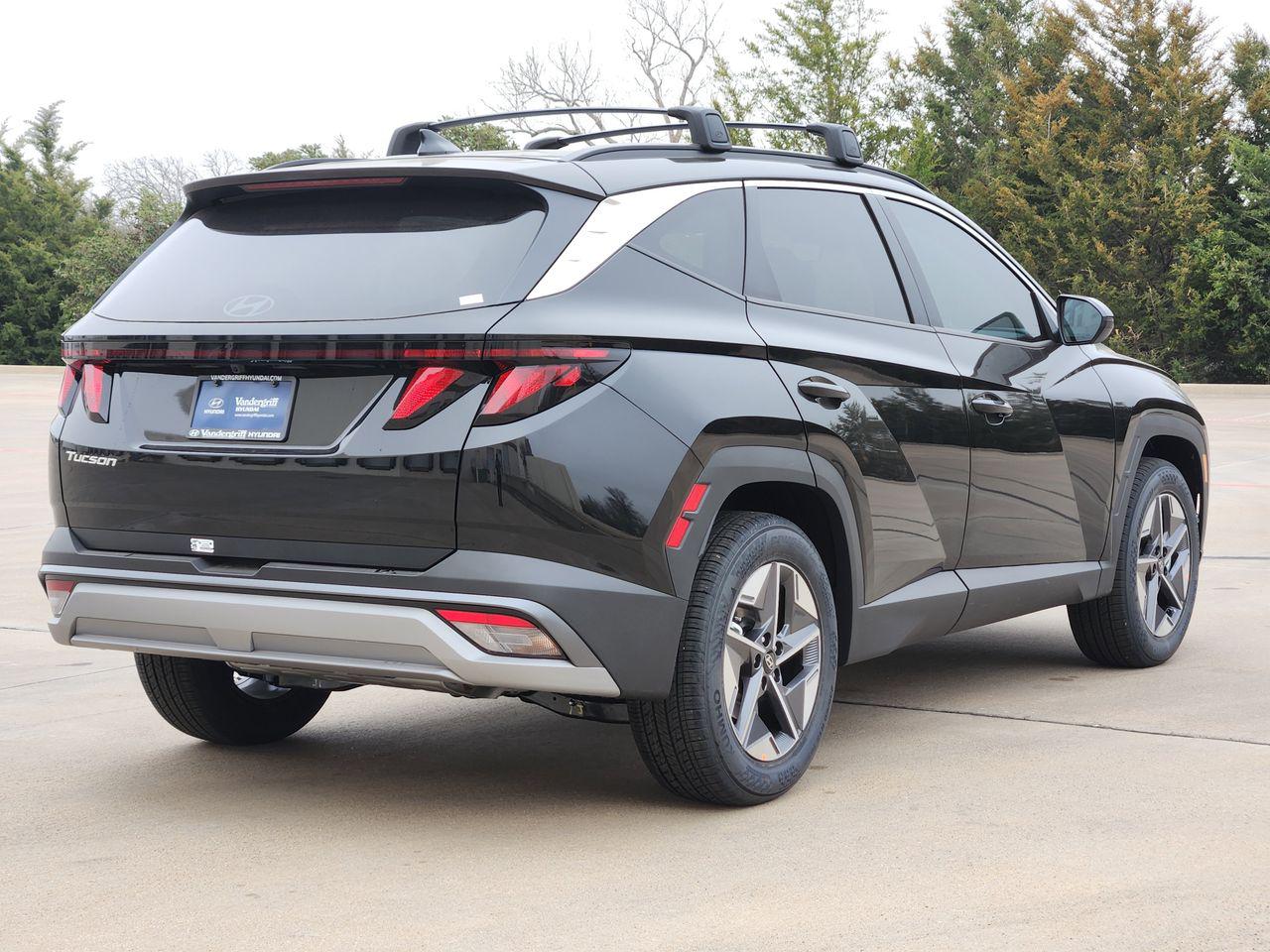 New 2026 S3B Black Hyundai SEL FWD image 4