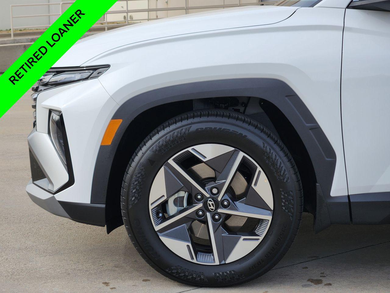 New 2026 W6H White Hyundai SEL FWD image 5