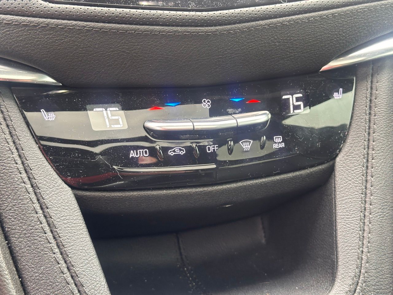 Used 2023 Stellar Black CADILLAC Premium Luxury image 32