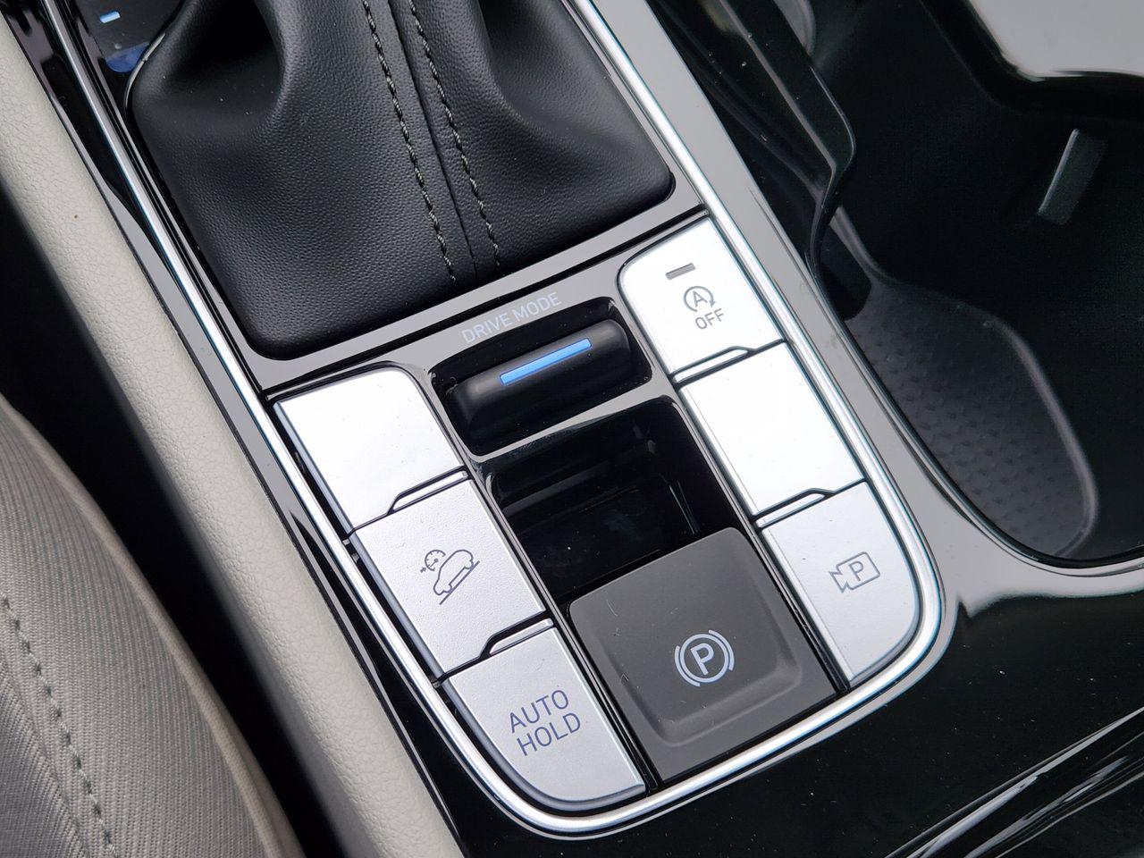 New 2026 S3B Black Hyundai SEL FWD image 19