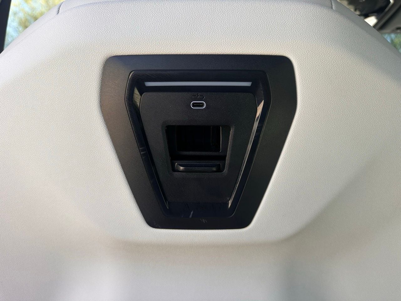 Used 2024 Dark Graphite BMW 530i image 19