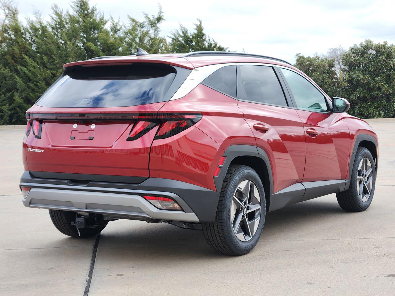 New 2026 R2P Red Hyundai SEL FWD image 4