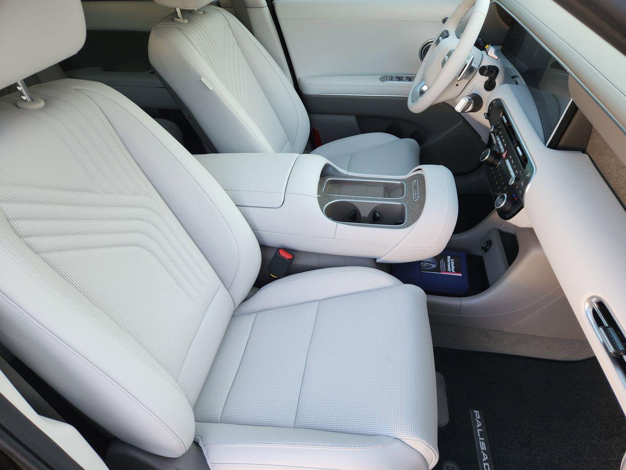New 2026 Abyss Black Pearl Hyundai SEL Premium 7P image 11