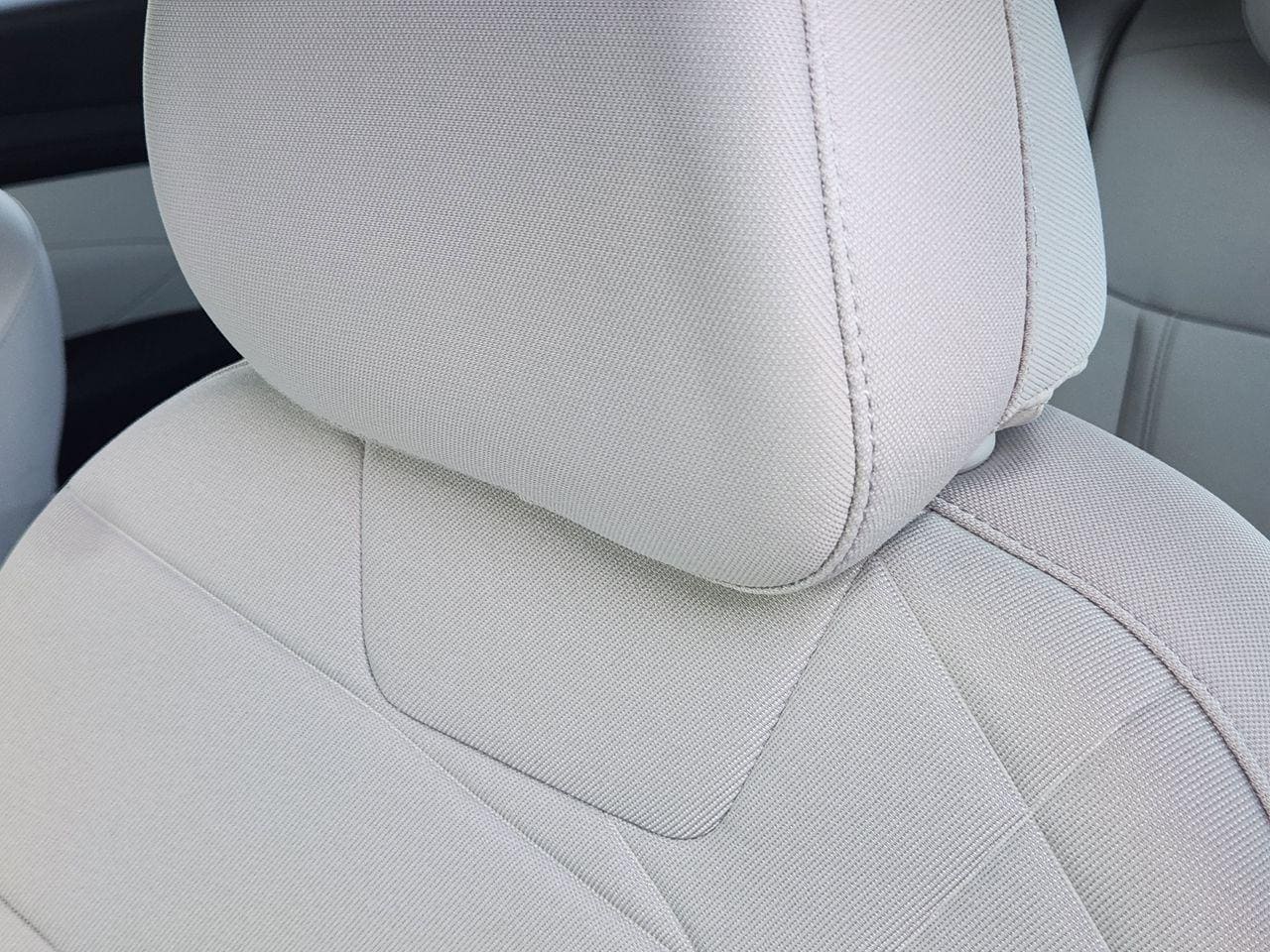 New 2026 W6H White Hyundai SE FWD image 12