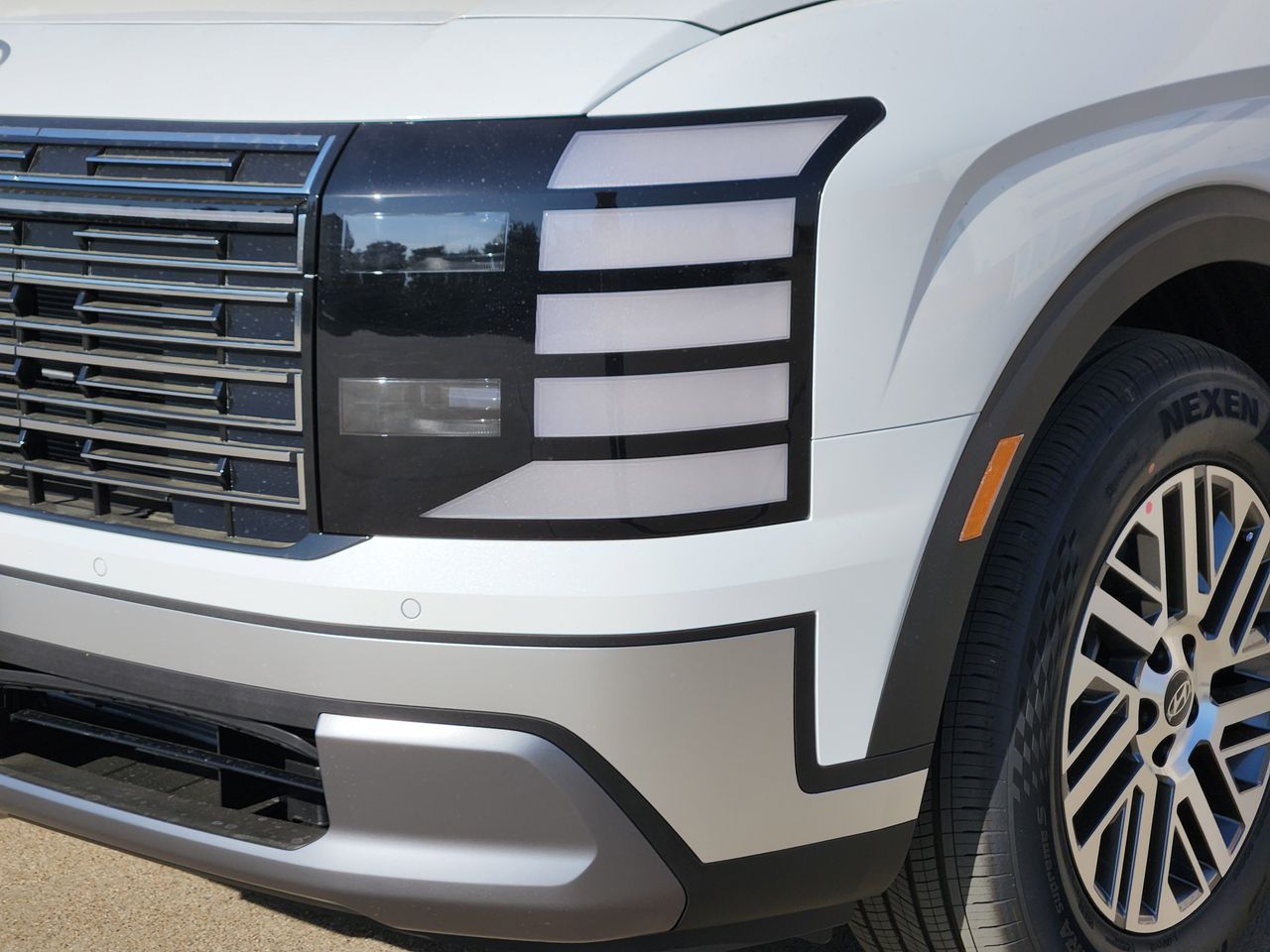 New 2026 WC9 White Hyundai SEL FWD image 6