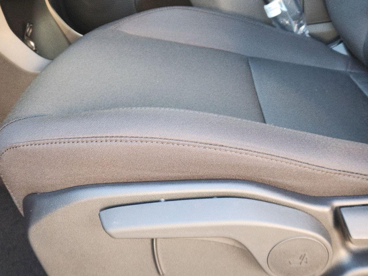 New 2026 W6H White Hyundai SE FWD image 23