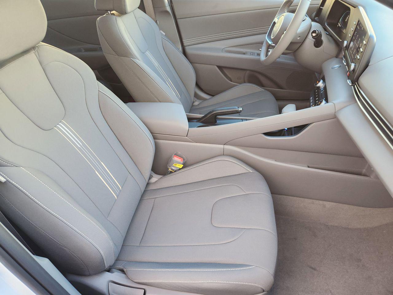 New 2026 W6H White Hyundai SEL Sport image 10