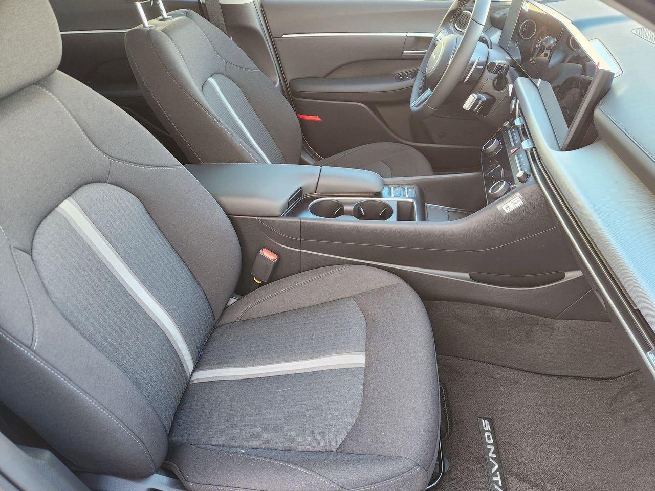 New 2026 W6H White Hyundai SEL Sport image 10