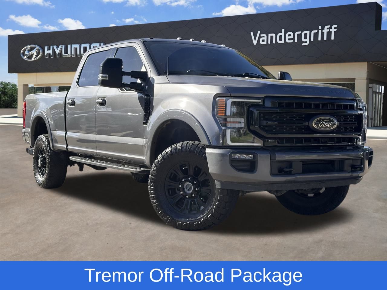 2022 Ford F-250 Super Duty Lariat's photo
