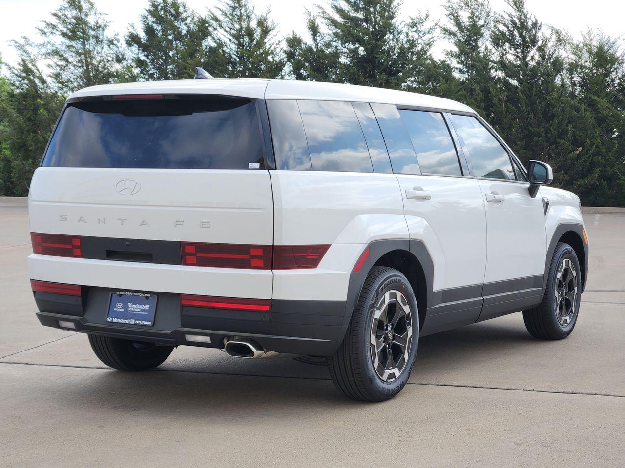 New 2026 W6H White Hyundai SE FWD image 4