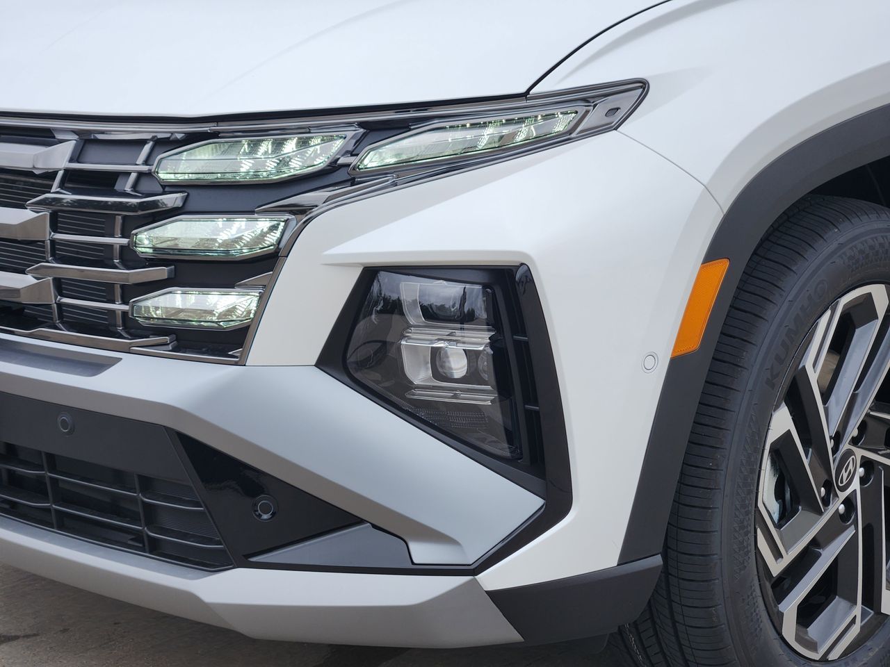 New 2026 W6H White Hyundai Limited FWD image 6