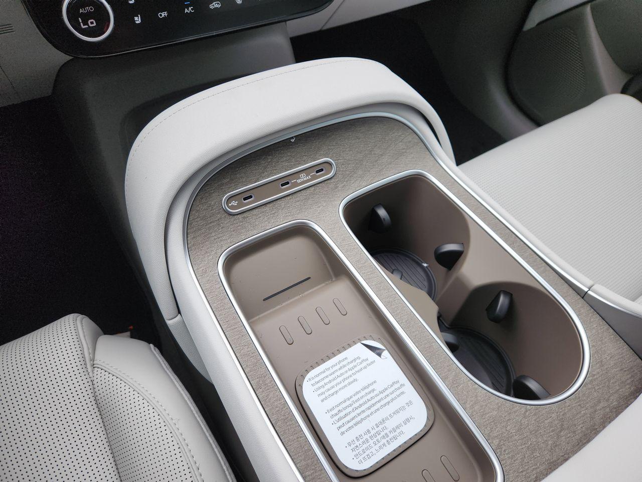 New 2026 Abyss Black Pearl Hyundai SEL Premium 7P image 19
