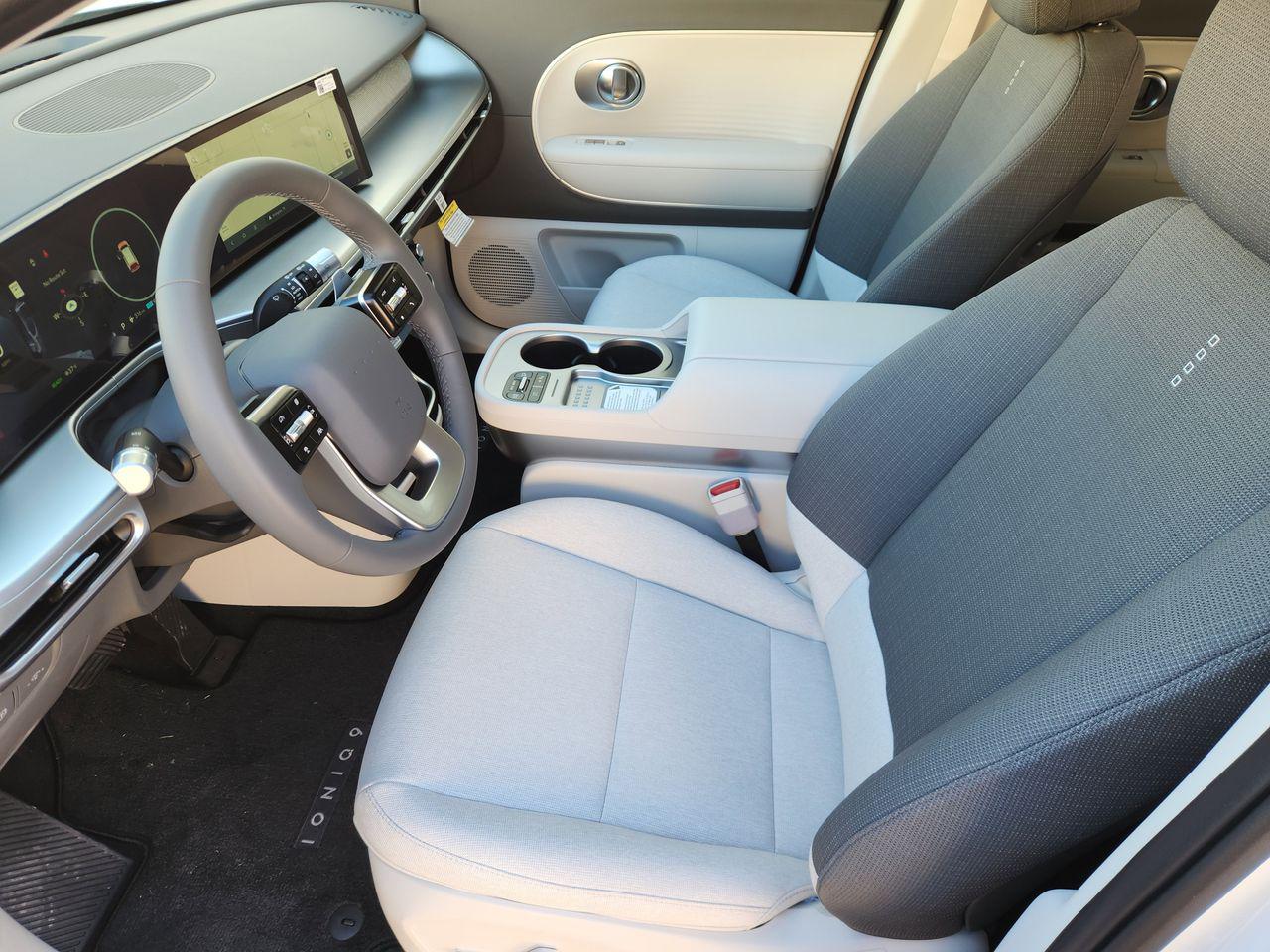 New 2026 Snow White Pearl Hyundai S image 9