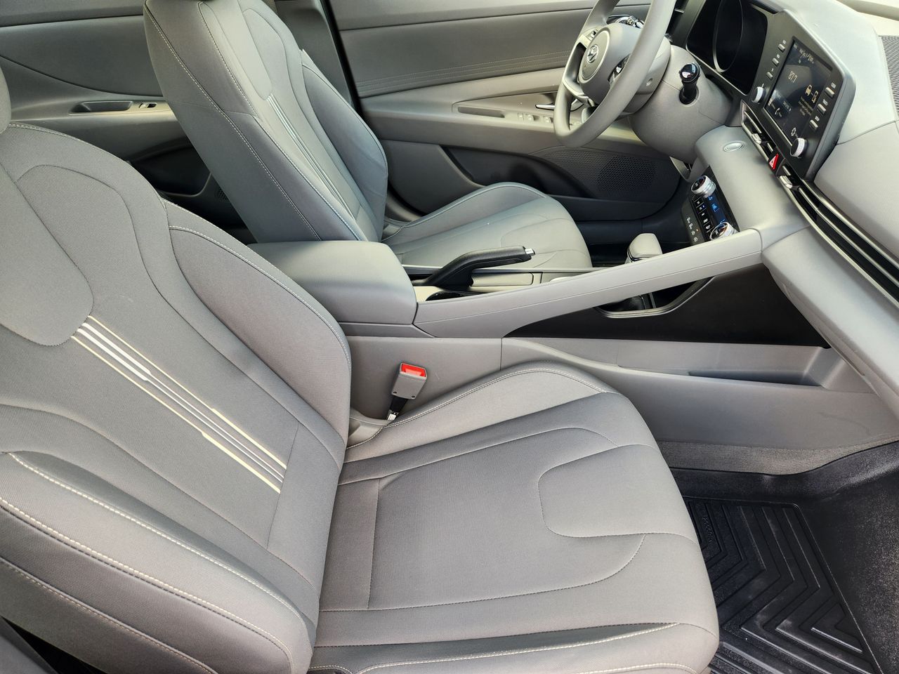 Used 2023 Portofino Gray Hyundai SEL image 11