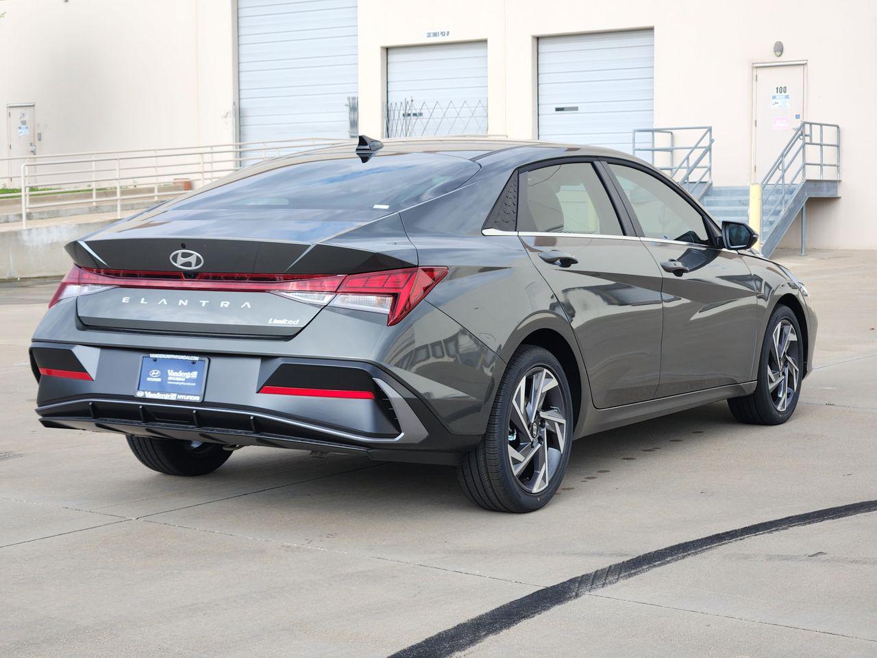 New 2026 Amazon Gray Hyundai Limited image 5