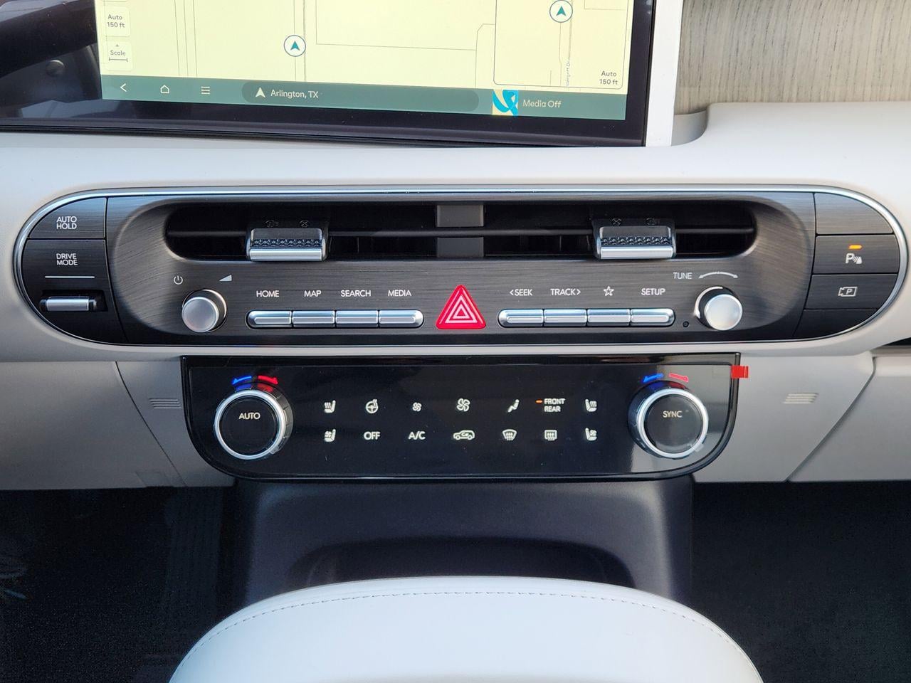 New 2026 T2X Silver Hyundai Calligraphy FWD image 15