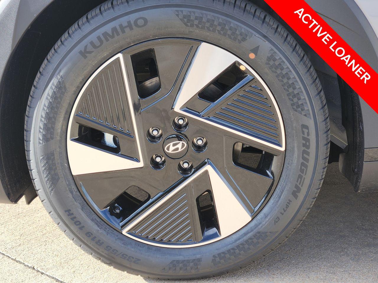 New 2026 C5G Gray Hyundai SEL image 8