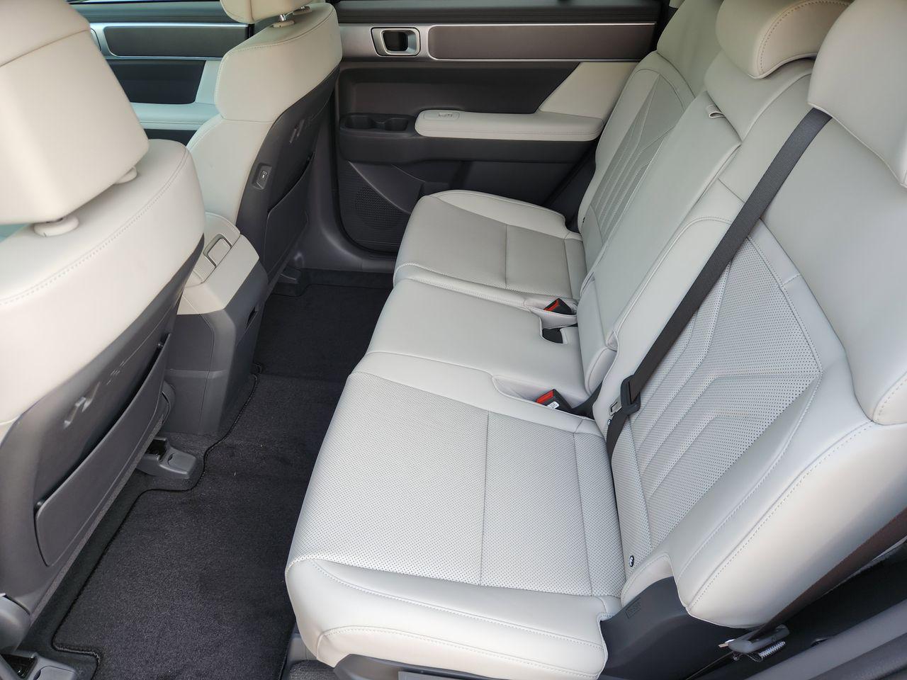 New 2026 S3B Black Hyundai SEL FWD image 28