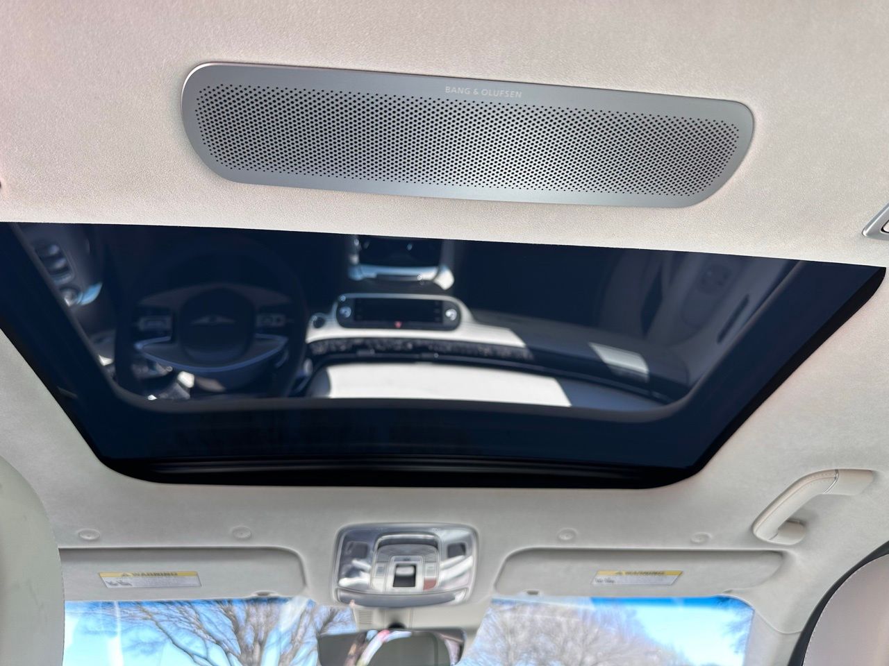 Used 2025 Uyuni White Genesis 3.5T e-SC image 18