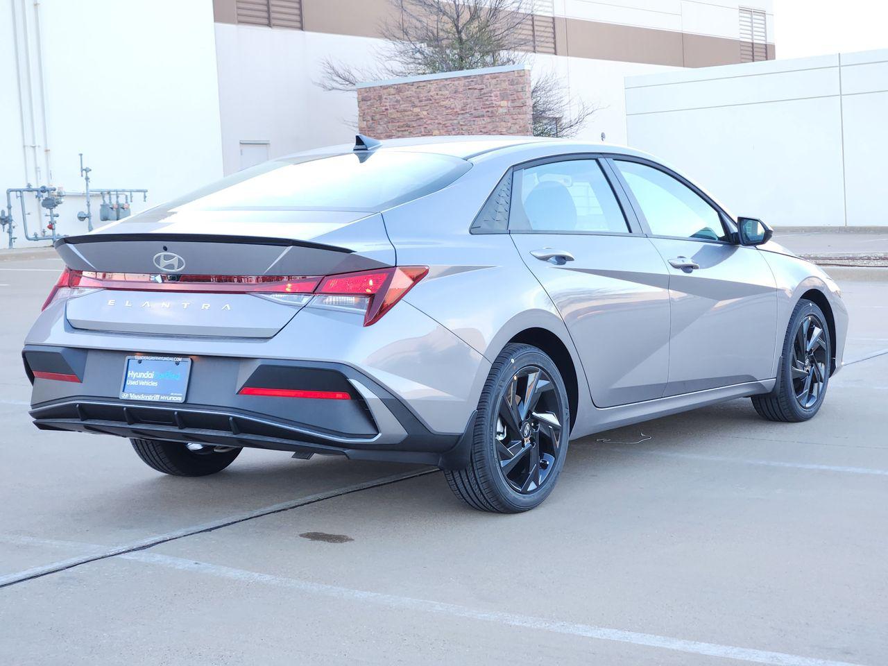 New 2026 M6T Hyundai SEL Sport image 4