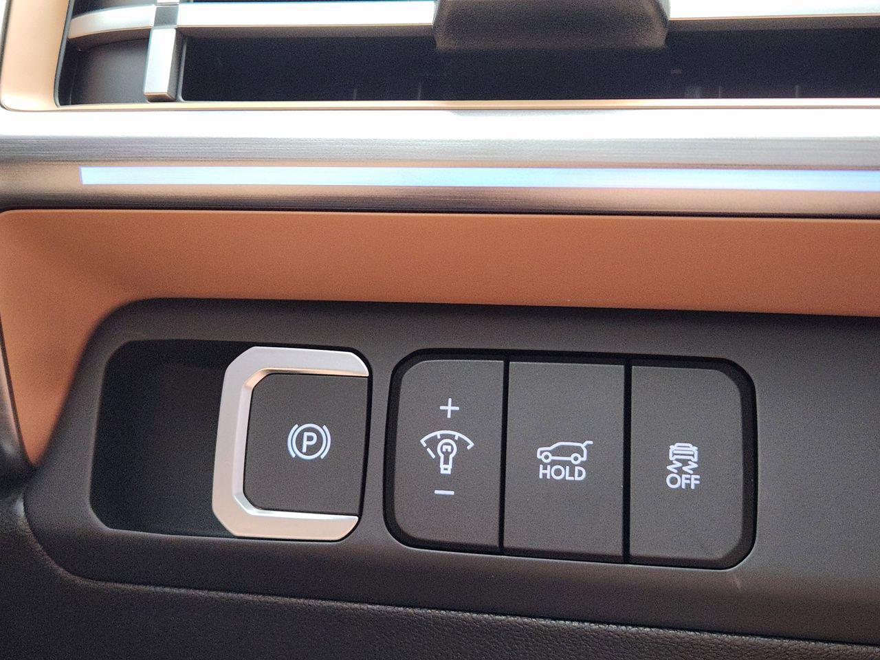 New 2026 W6H White Hyundai Calligraphy AWD image 20