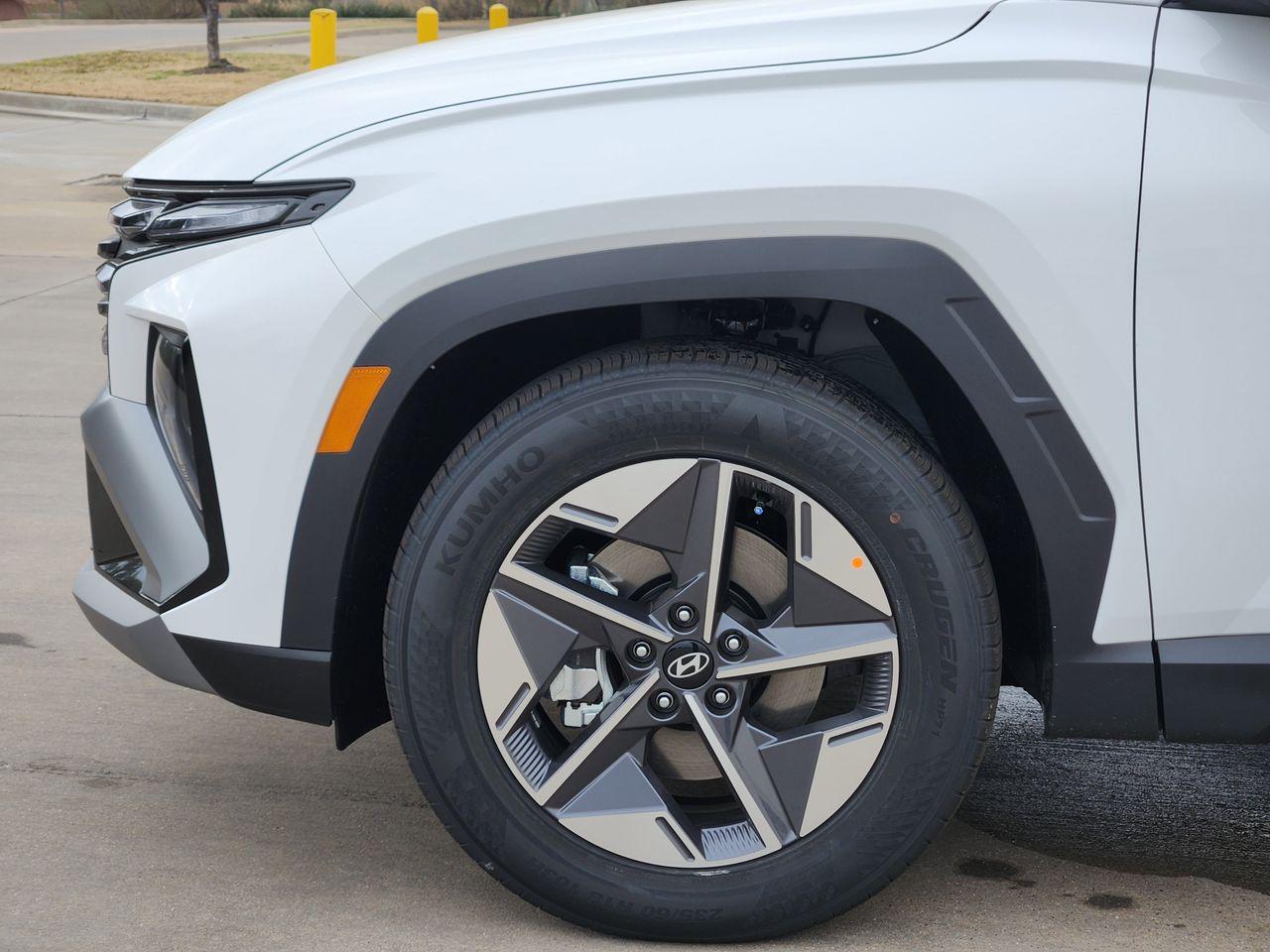 New 2026 W6H White Hyundai SEL FWD image 5