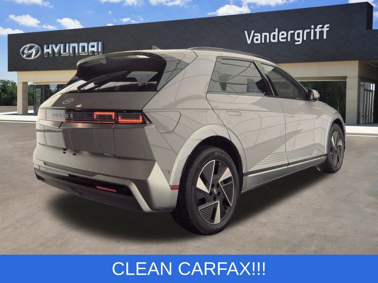 Used 2025 Hyundai IONIQ 5 Limited with VIN 7YAKR4DA4SY003084 for sale in Arlington, TX