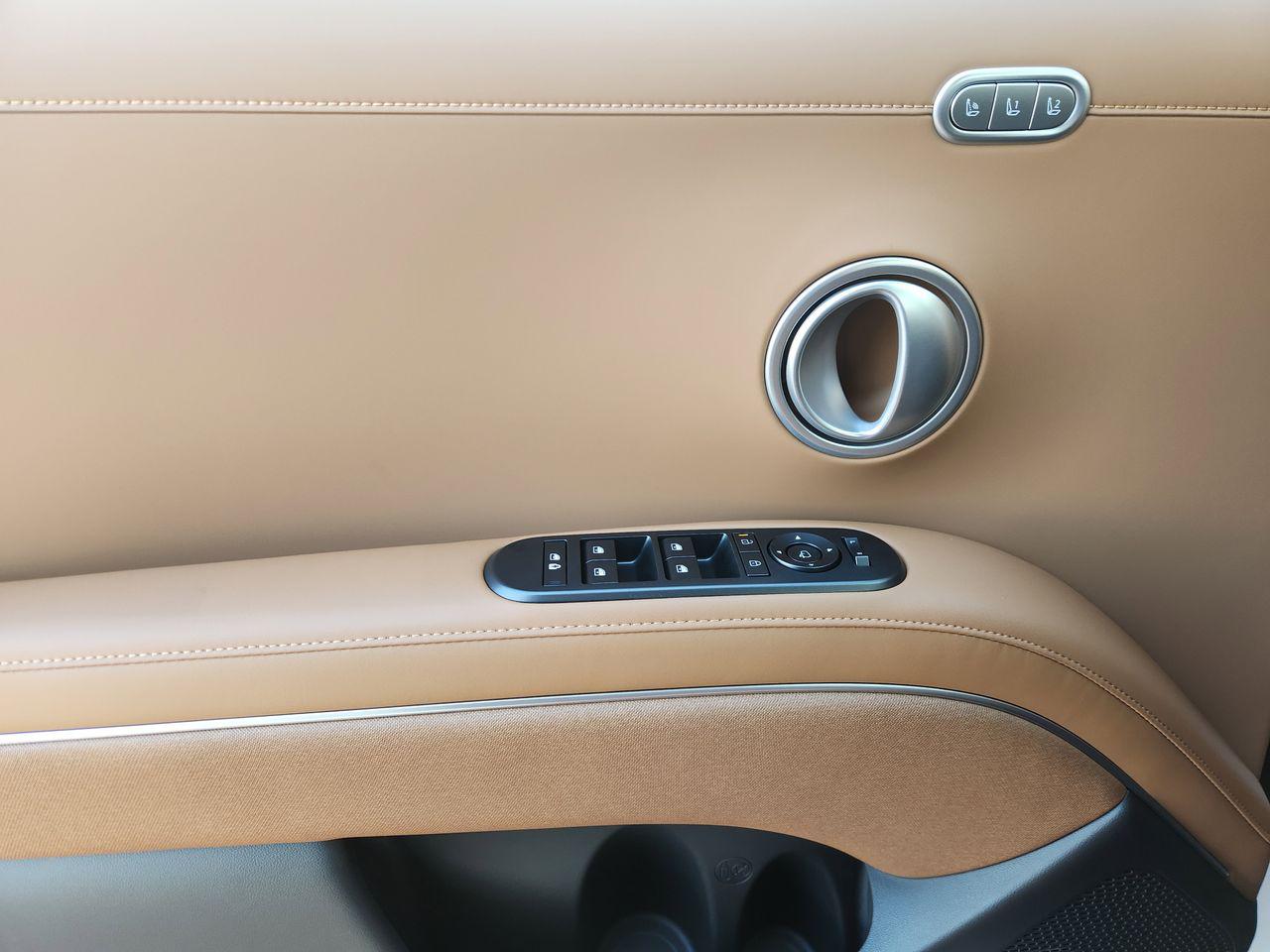 New 2026 WC9 White Hyundai Calligraphy FWD image 22