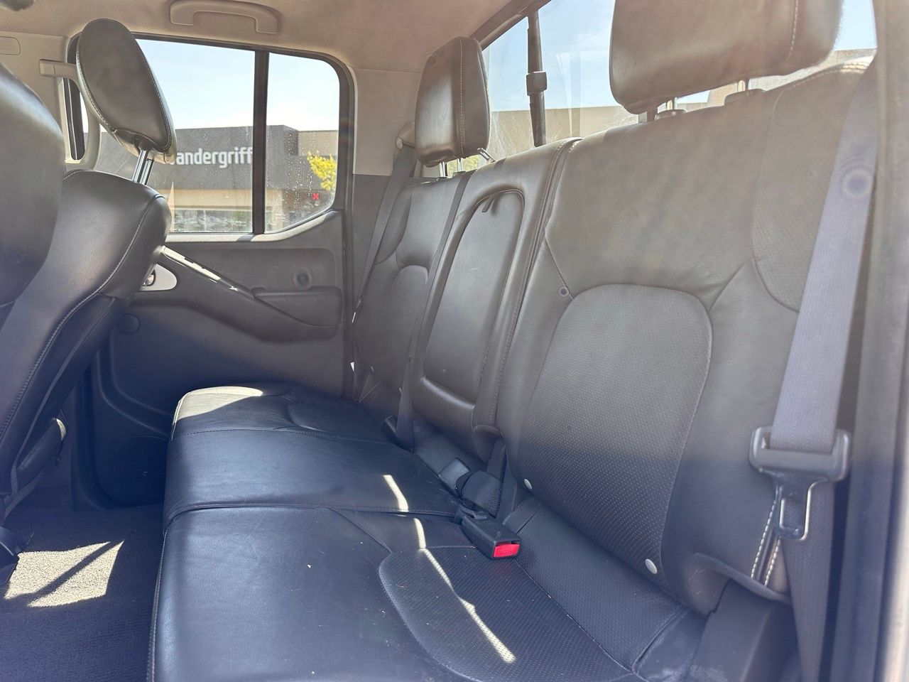 Used 2015 Arctic Blue Nissan PRO-4X image 14