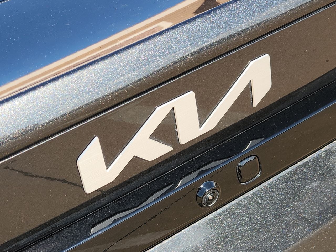 Used 2025 Interstellar Gray Kia GT-Line image 8