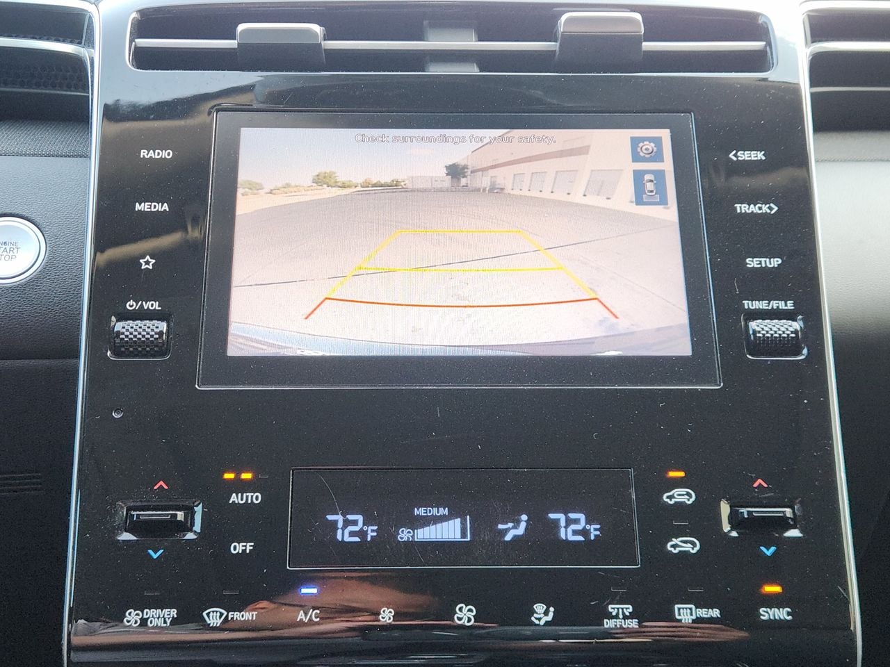 Used 2022 Phantom Black Hyundai SEL Convenience image 13