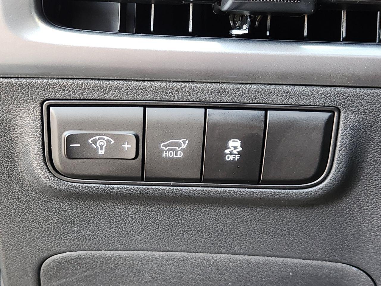 New 2026 Ecotronic Gray Hyundai SEL Plus FWD image 22