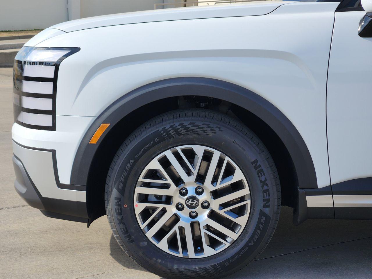 New 2026 WC9 White Hyundai SEL FWD image 5