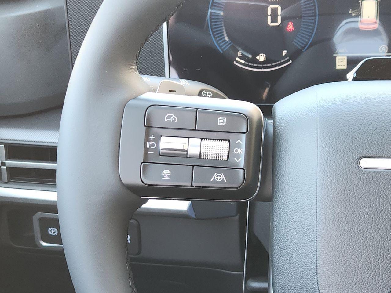 New 2026 W6H White Hyundai SEL FWD image 26