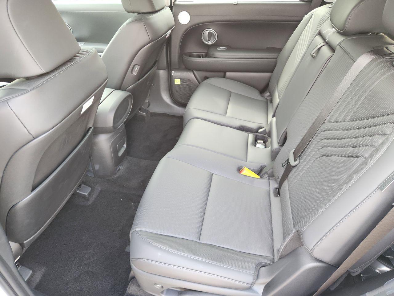 New 2026 WC9 White Hyundai SEL AWD image 29