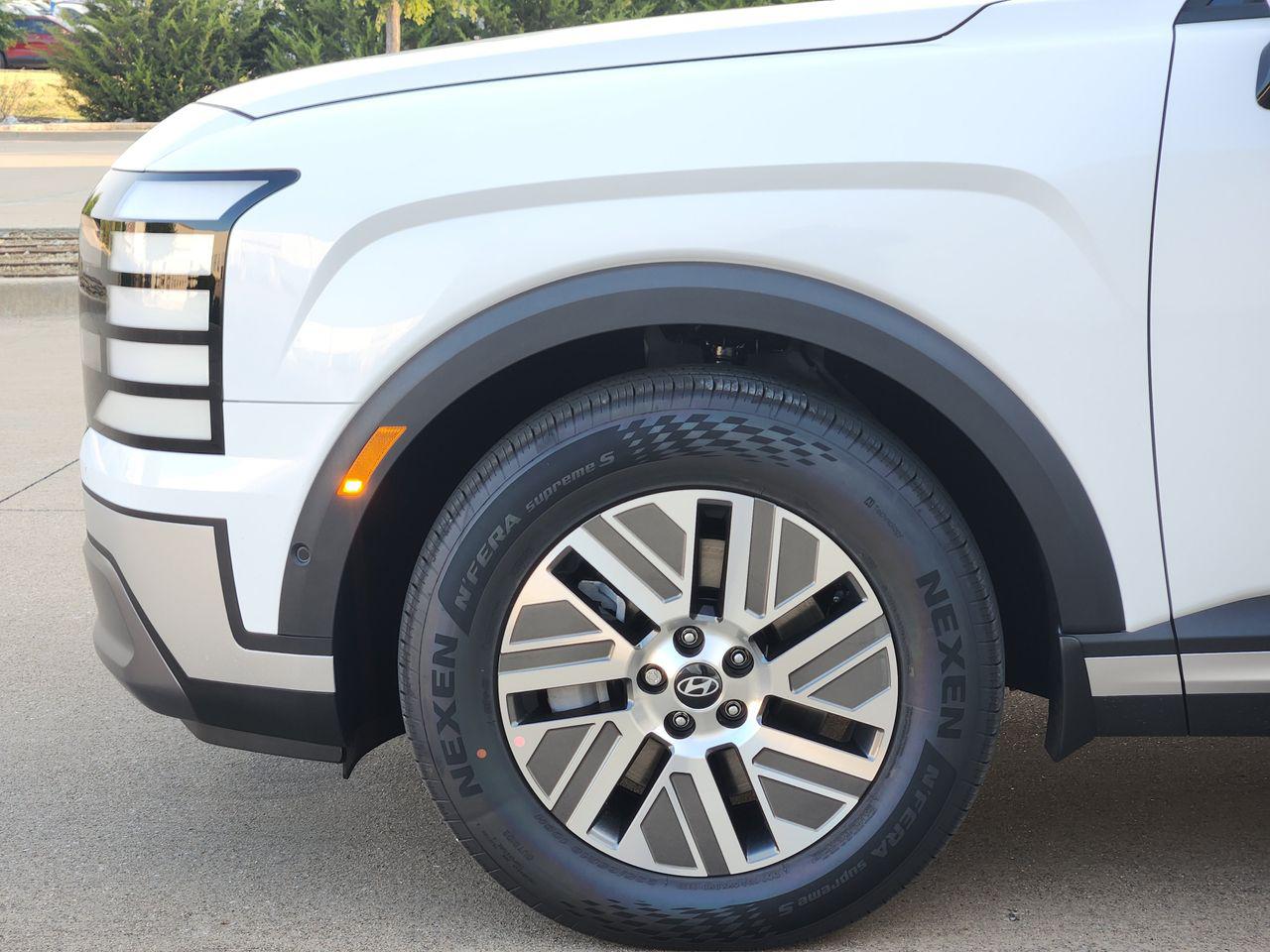 New 2026 Creamy White Pearl Hyundai SEL Premium 7P image 5