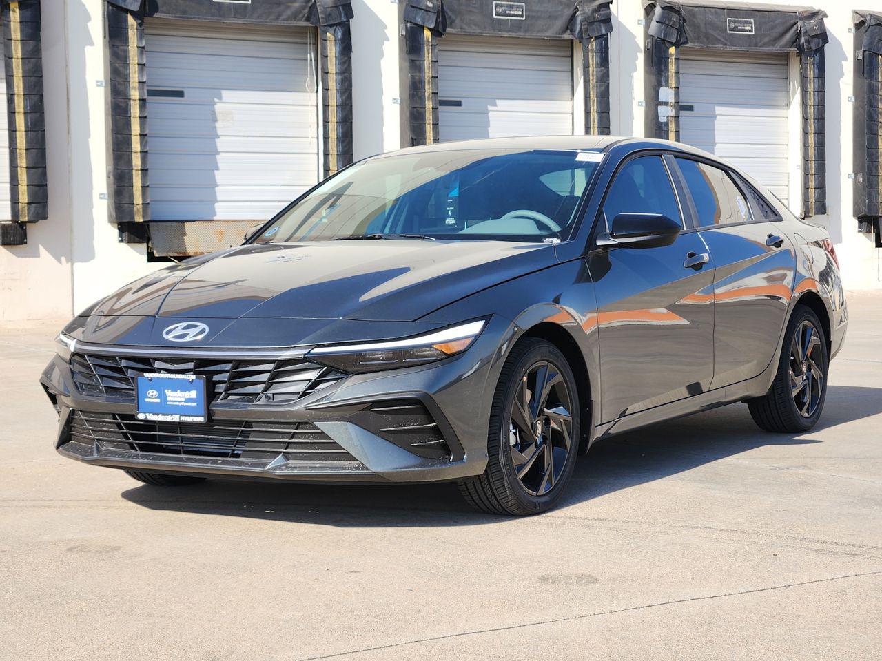 New 2026 A5G Gray Hyundai SEL Sport image 2