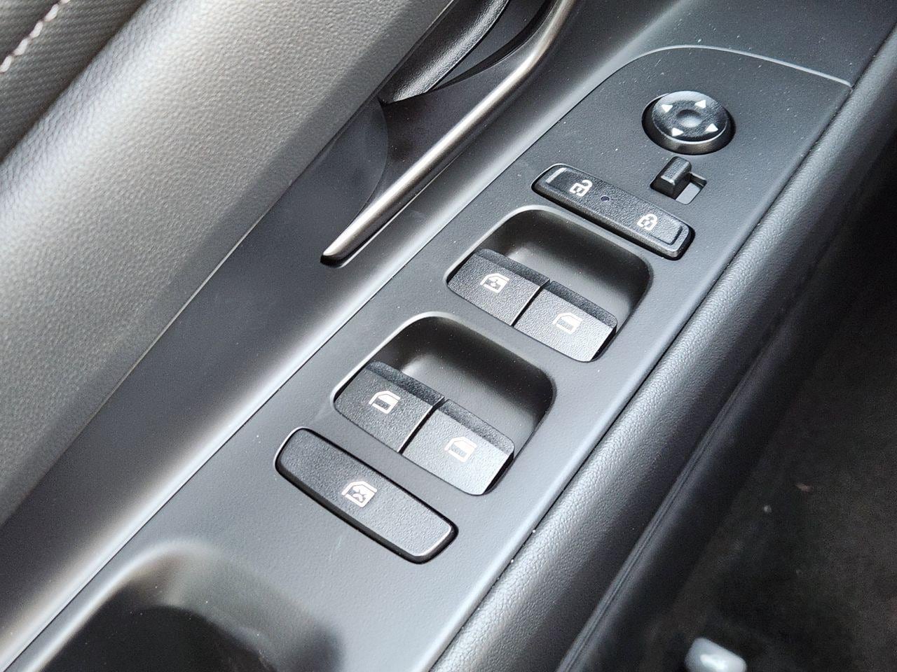 New 2026 W6H White Hyundai SEL Sport Premium image 20