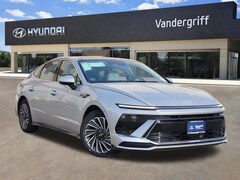 2026 Hyundai Sonata Hybrid SEL Sedan