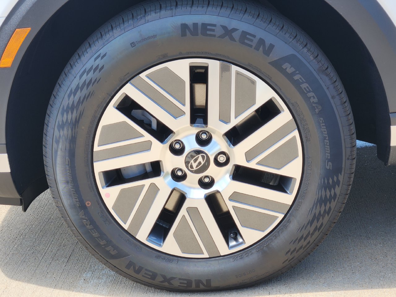 New 2027 Creamy White Pearl Hyundai Blue SEL Premium 7P image 8