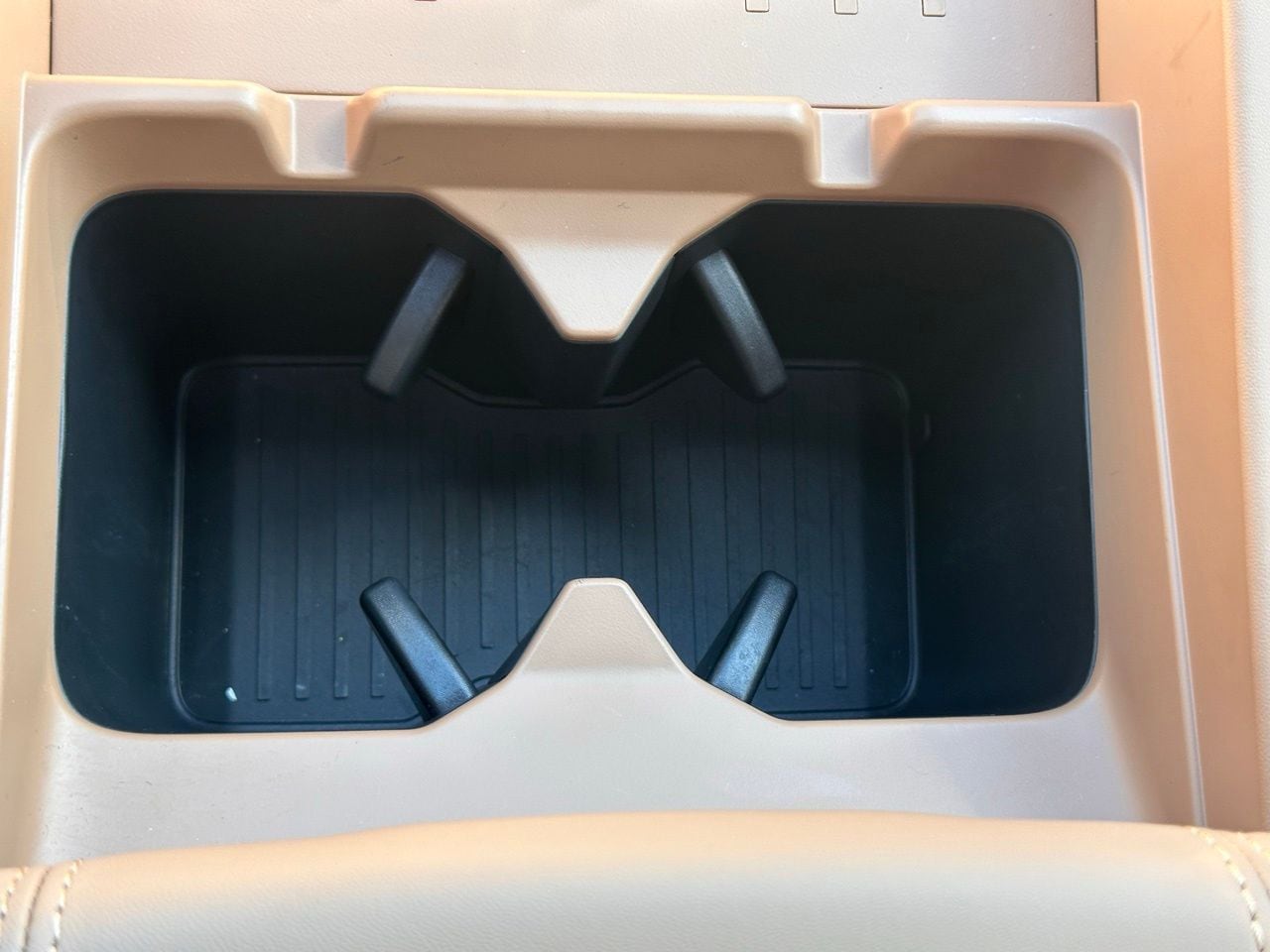 Used 2026 Phantom Black Hyundai Calligraphy image 40