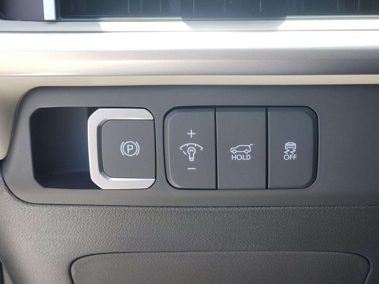 New 2026 Serenity White Hyundai SEL FWD image 19