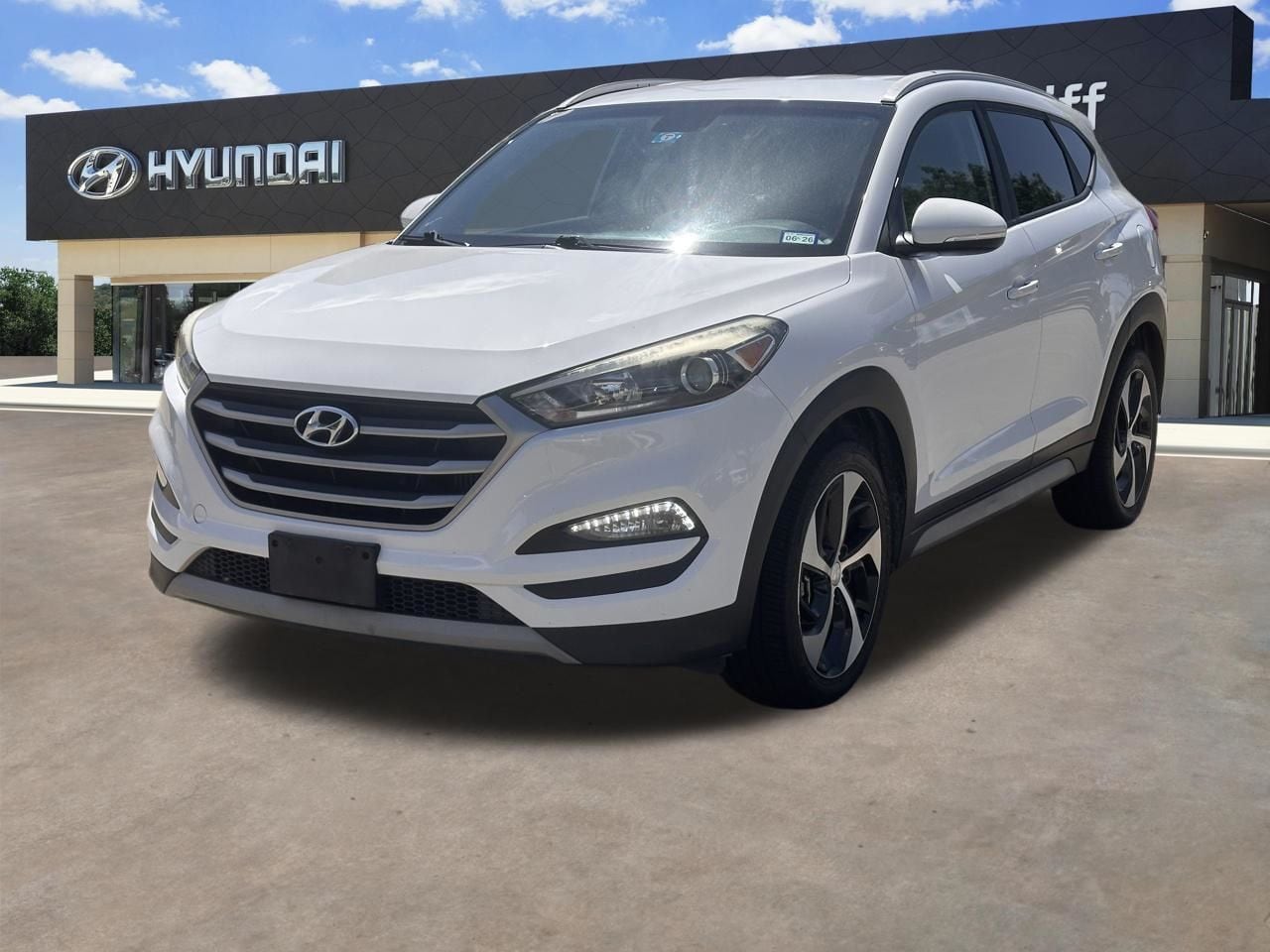 Used 2017 White Hyundai Sport image 4
