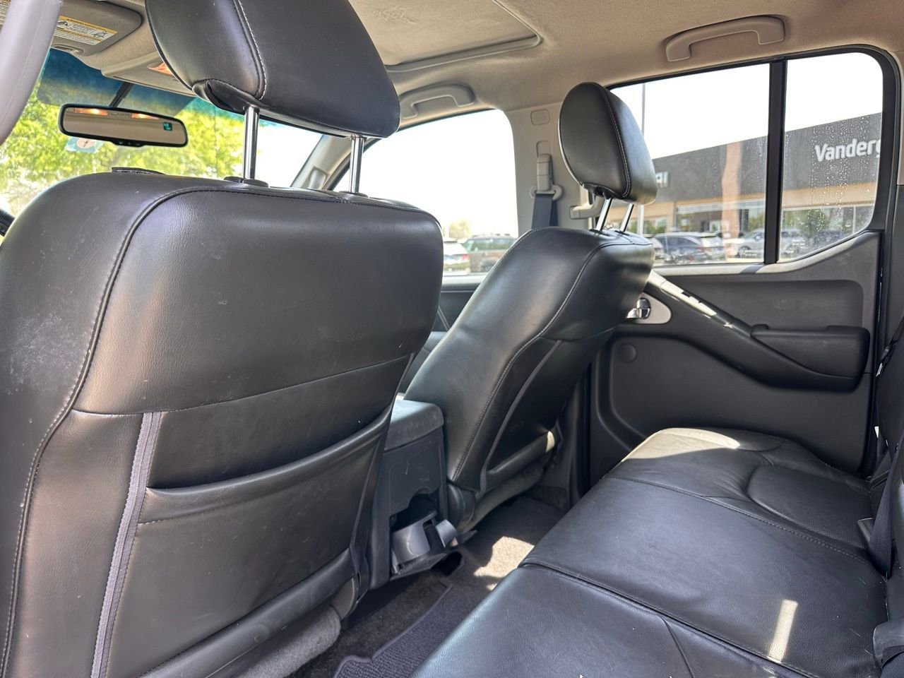 Used 2015 Arctic Blue Nissan PRO-4X image 13