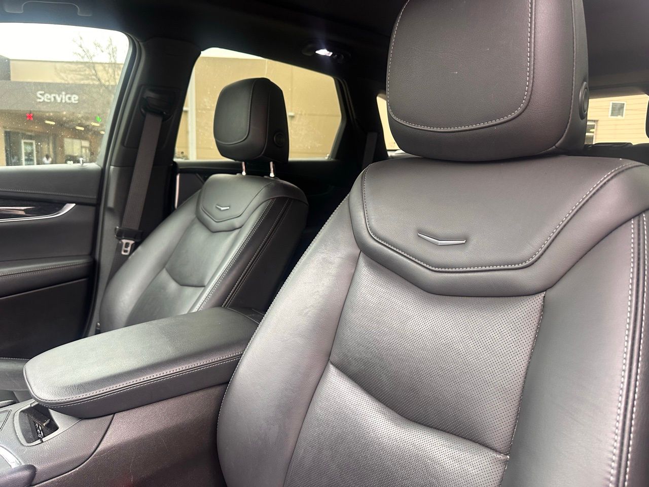 Used 2023 Stellar Black CADILLAC Premium Luxury image 21