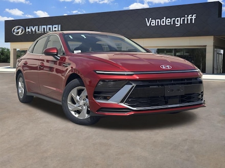 2025 Hyundai Sonata SE Sedan