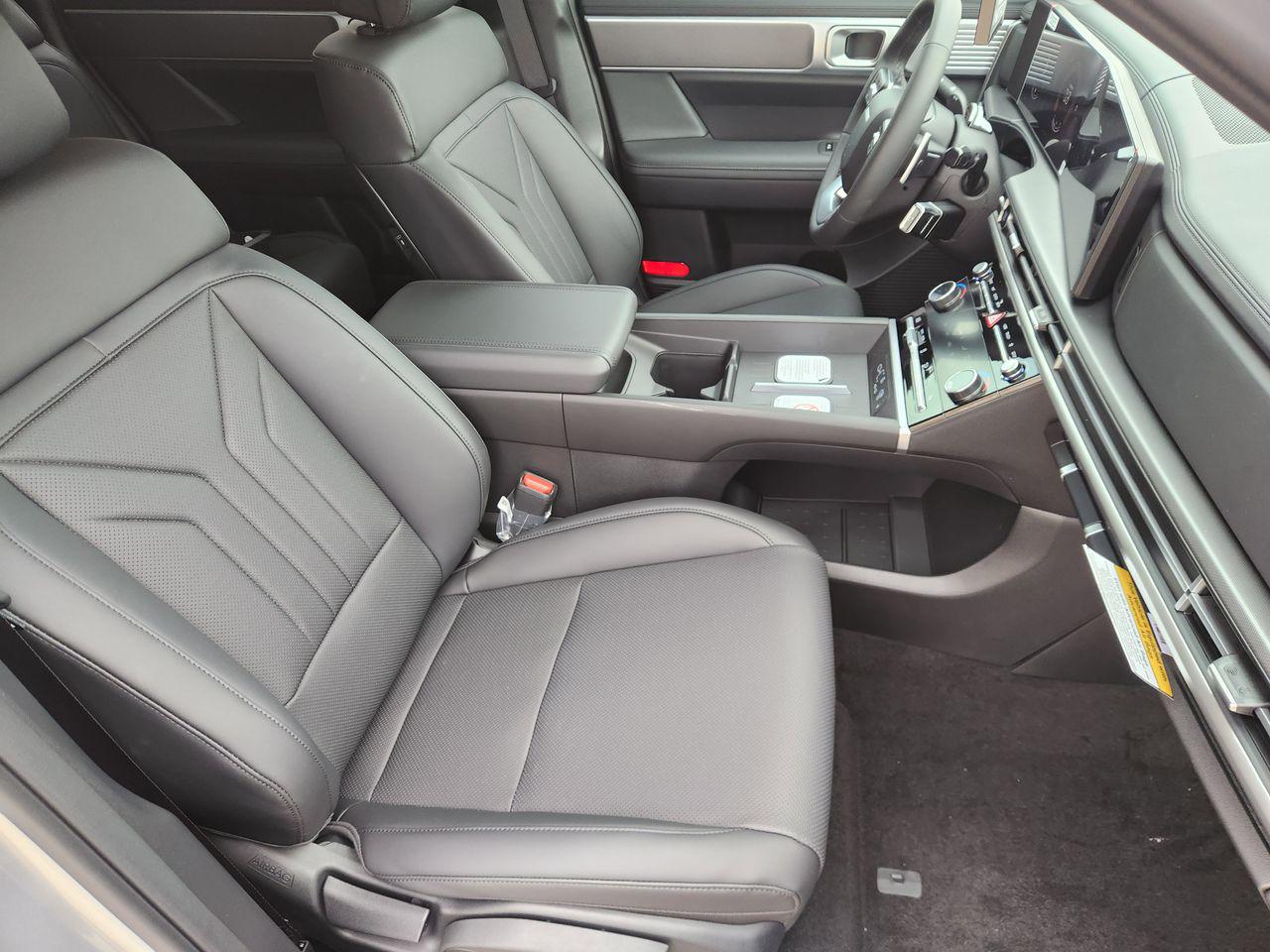 New 2026 Shimmering Silver Hyundai SEL FWD image 10