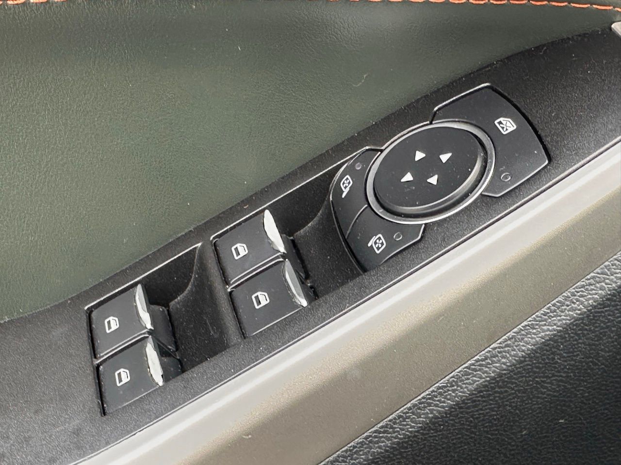 Used 2022 Star White Tri-Coat Ford Timberline image 24