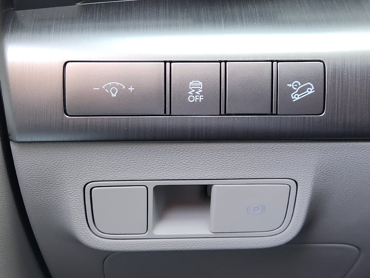 New 2027 Atlas White Hyundai SEL Sport FWD image 21